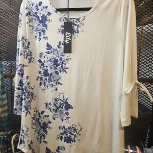 Lily's By Firim Women's Blue Floral Blouse